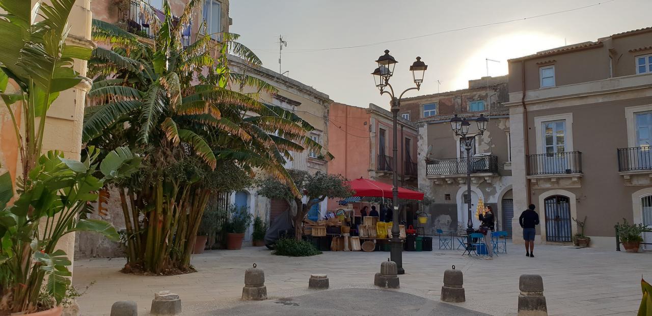 Calafatari